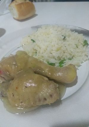 Una foto de Pollo al ajo súper rápido y económico