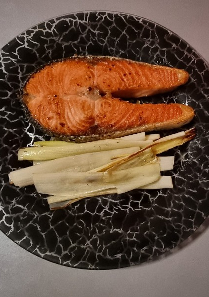 Una foto de Salmón a la plancha