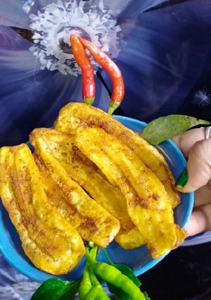 केला चटपटी (Kela chatpati recipe in Hindi) रेसिपी मुख्य फोटो