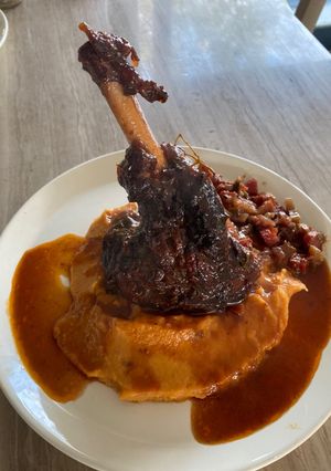 A picture of The Lamb Shank redemption.
