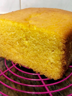 Una foto de Bizcocho de naranja sin gluten y sin lactosa en panificadora