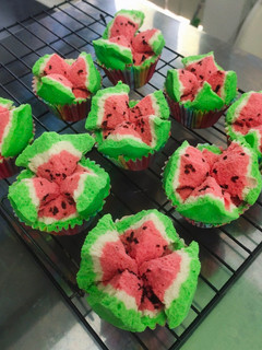 Foto resep Bolu Kukus Semangka