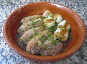 Foto principal de Sopa de fideos de soba con pato y puerro salteado