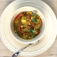 A picture of Yellow Curry.