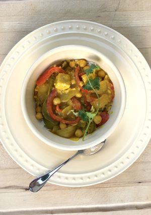 A picture of Yellow Curry.
