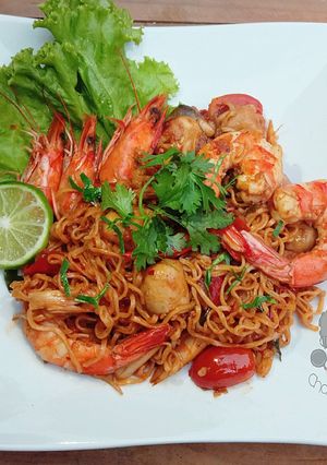 รูปของ มาม่าผัดต้มยำกุ้ง