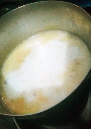 A picture of Masala malai chai.
