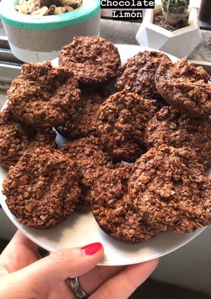 Una foto de Galletitas avena y chocolate 🤤