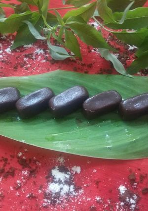 ઇન્સ્ટન્ટ ચોકલેટ(instant chocolate in gujarati recipe) રેસીપી મુખ્ય ફોટો
