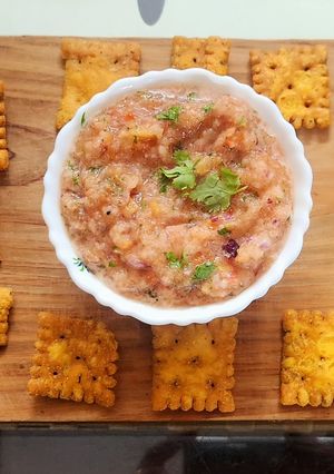 A picture of Mexican salsa.