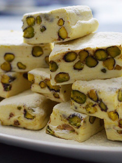 عکسی از دستور گز آردی اصفهان بصورت قالبی