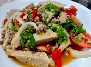 รูปของ ยำหมูยอ รสแซ่บจี๊ดจ๊าด