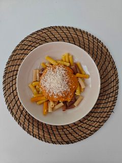 Una foto de Pasta con salsa de verduras