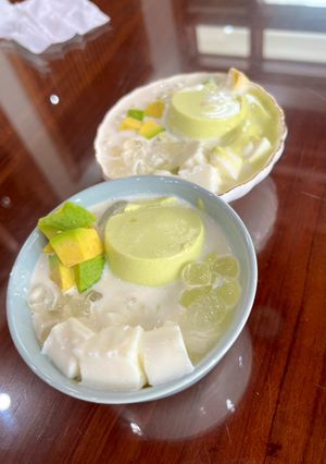 Hình của món Hottrend chè bơ mùa hè.