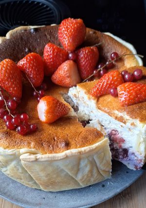 Une photo de Tarte fromage blanc, ricotta et fruits rouges