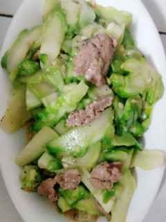 Hình của món Mầm đá xào thịt bò.