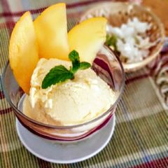 A picture of Mango ice cream.