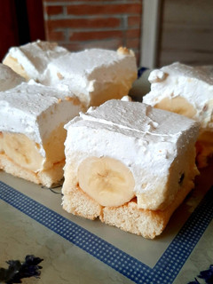 Vaníliás banános gyors süti recept fotója