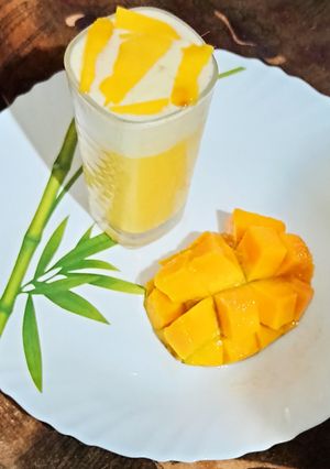 A picture of Mango Dalgona Lassi.
