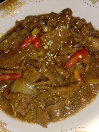 Cara Mudah Membuat Resep Sapi lada hitam ala ummu Maryam yang Lezat