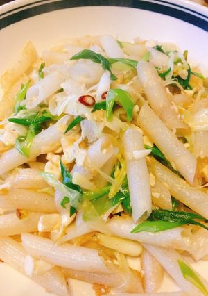 創作料理：中西合併鹹蛋筆管麵 的食譜成品照片