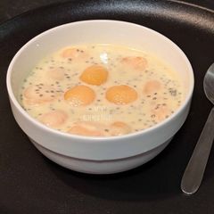 A picture of Muskmelon custard.