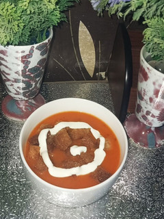 A picture of Cream of Tomato Soup.