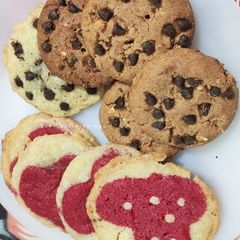 A picture of Chocolate Stuffed Cookies.
