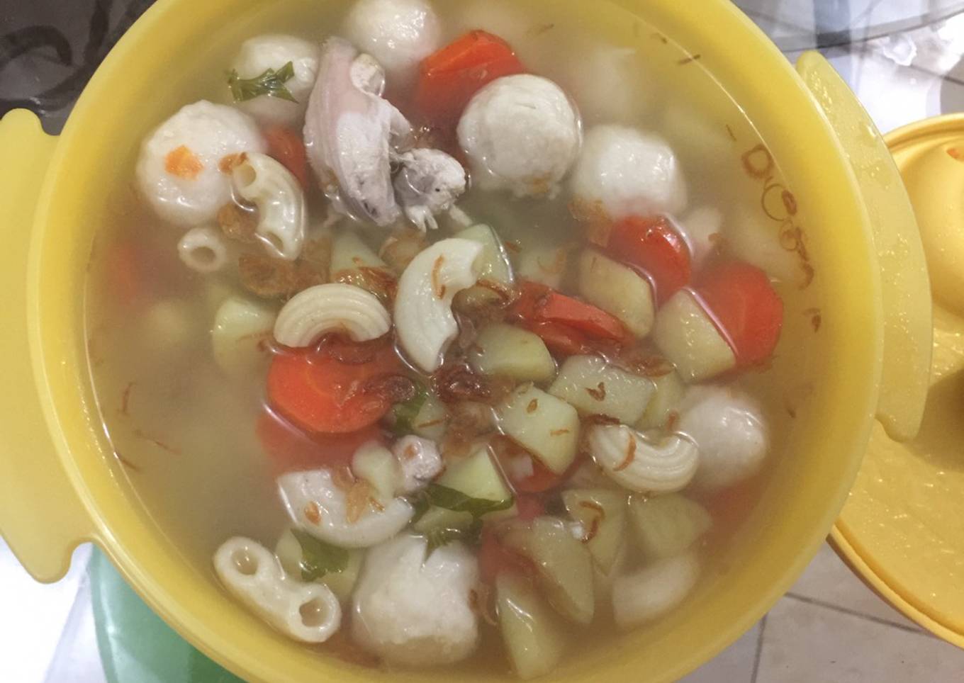 Sup Makroni Bakso Ayam