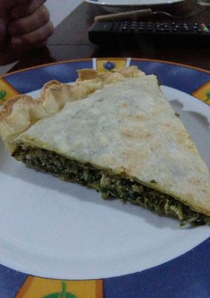 Una foto de Tarta de acelga y pollo sin tacc