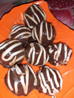 A picture of Coco Choco nut truffles.