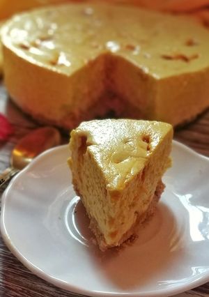 A picture of Mango cheesecake.