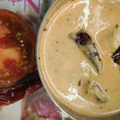 A picture of Tomato dal chutney.