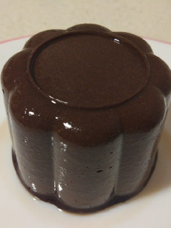 Una foto de Falso flan de chocolate (sin azúcar ni harina ni huevo)