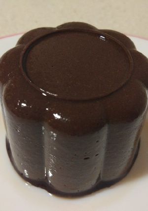 Foto principal de Falso flan de chocolate (sin azúcar ni harina ni huevo)