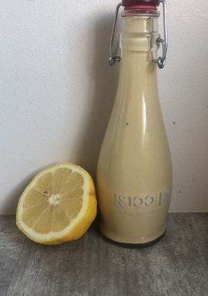 A picture of Caesar Salad Dressing.