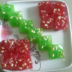 A picture of Karachi Halwa.