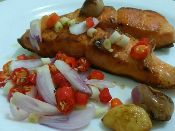 Resep Salmon sambel matah Enak Dan Mudah