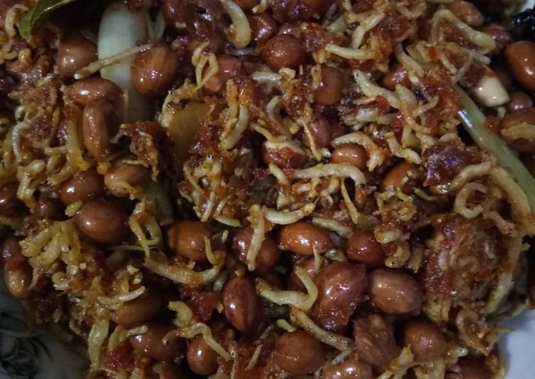 Sambel Goreng Teri Kacang