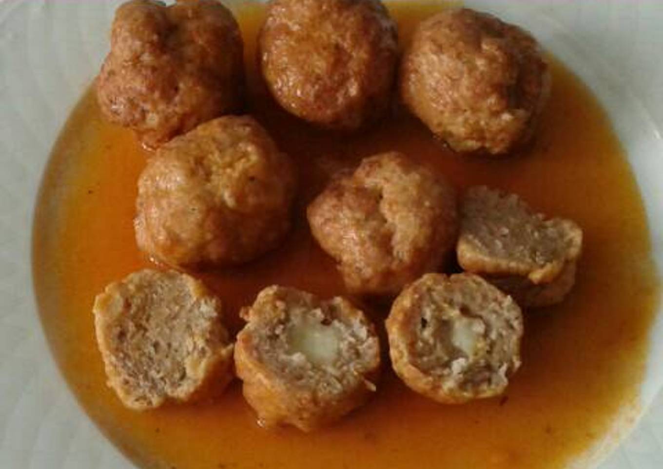 Albóndigas rellenas de queso