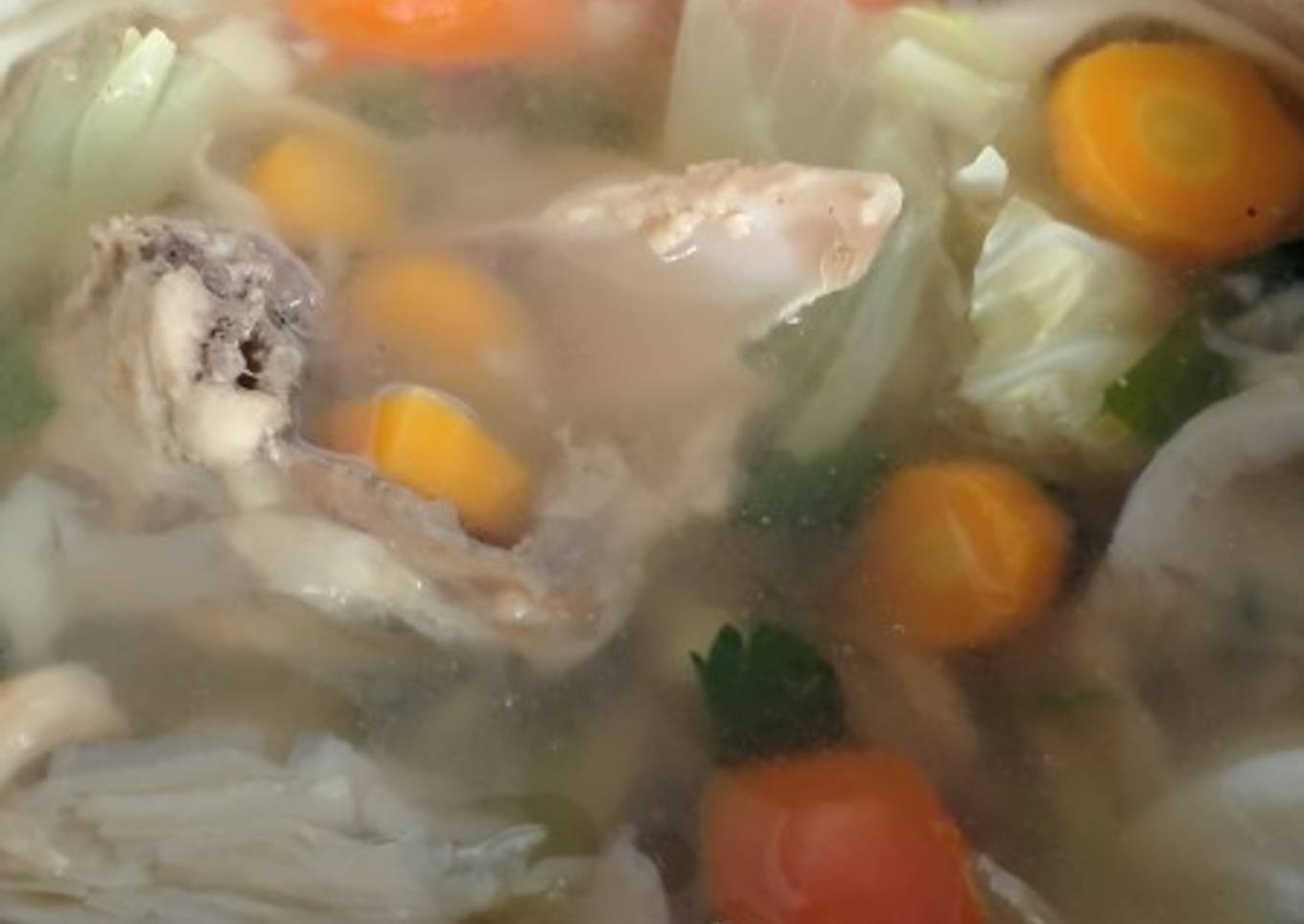 Sup sayur, ayam, jamur tiram
