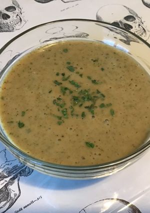 Une photo de Sauce salade noix et framboise