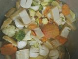 Sup sayur dengan tauhu