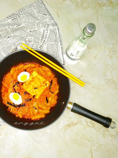 Foto resep Rabokki (Ramyeon Tteokbokki Enoki) 라면떡볶이 에노키