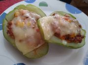 Una foto de chayote guisado