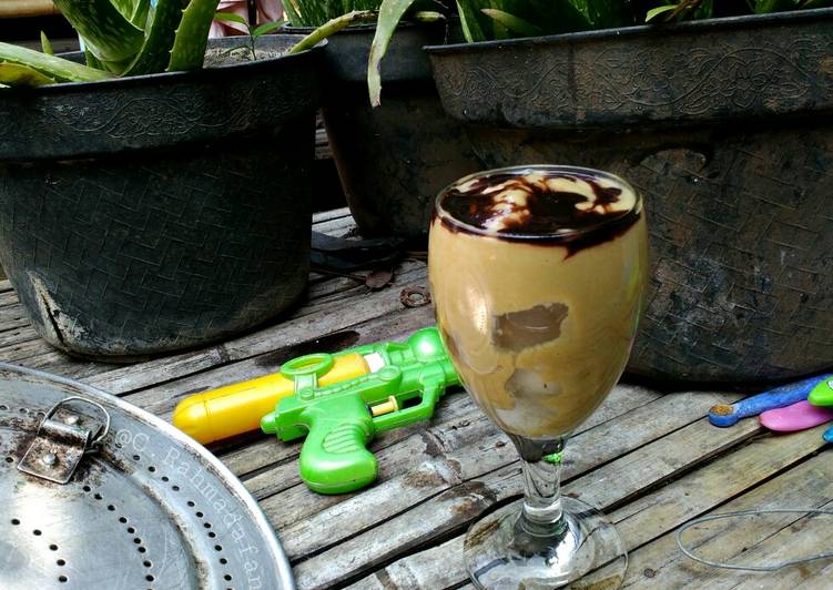 Avocado Ice Float