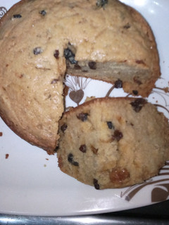 A picture of Fruit cake.