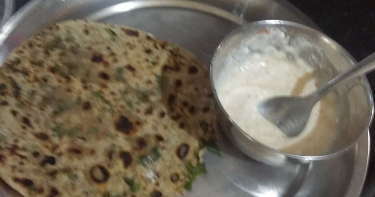 Palak Prontha With Curd Recipe By Gitanshi Sardana