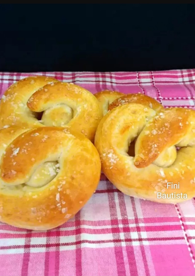 Una foto de Pan salado (pretzels)