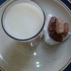 A picture of Coconut & dates juice.